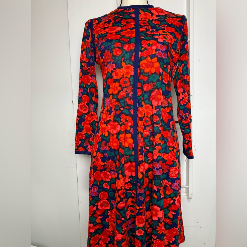 Vintage Keram New York Vintage Women's Stretch Dress Size M Floral Red  Vibrant